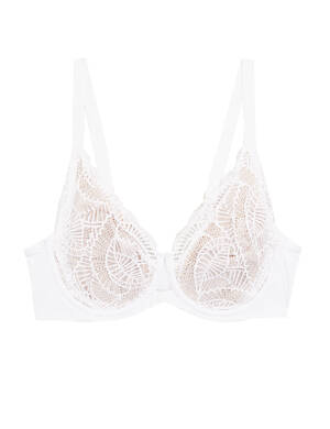 marksandspencer_LINGERIE_SS23_T33_2127_podprsenka NATURAL LIFT s plnymi kosicky a kosticemi_bila_A-E_849Kc.jpg